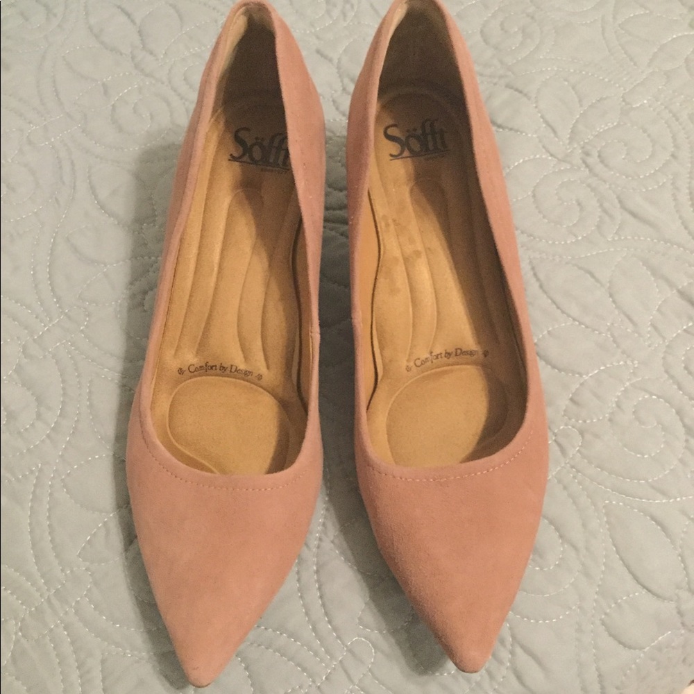 Sofft Blush Suede Heel Size 8